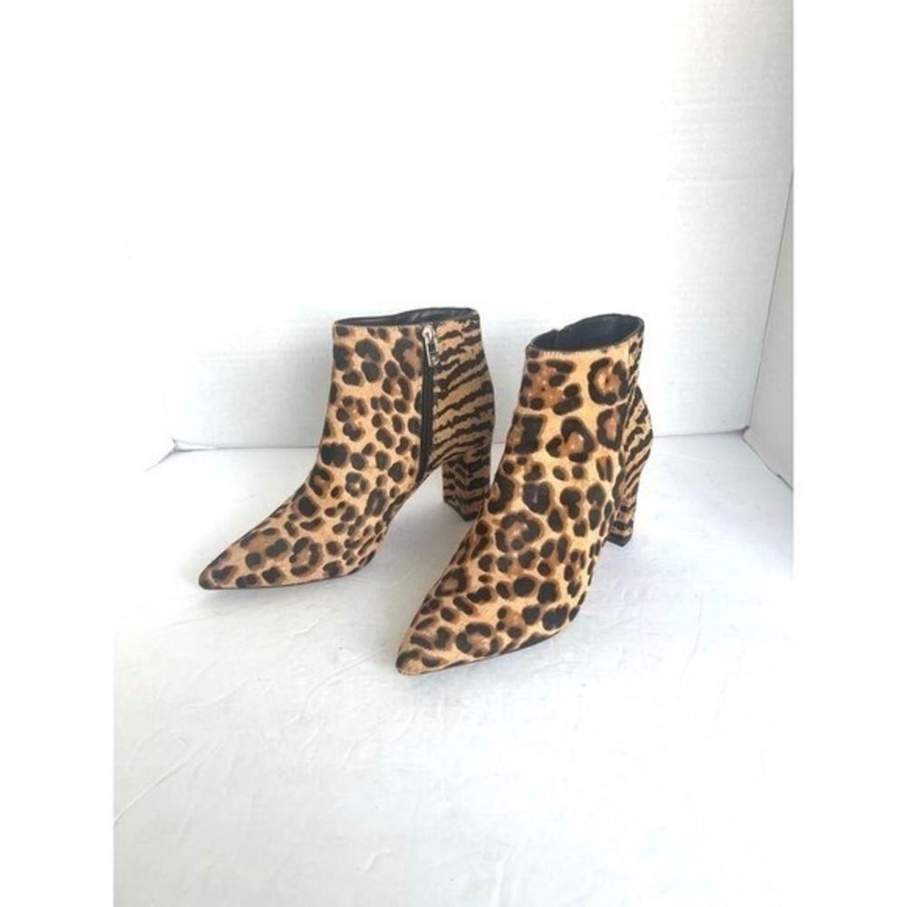 Antonio Melani Shahn Animal Print Calf Hair Pointy Toe Ankle Zip Booties Sz 9M